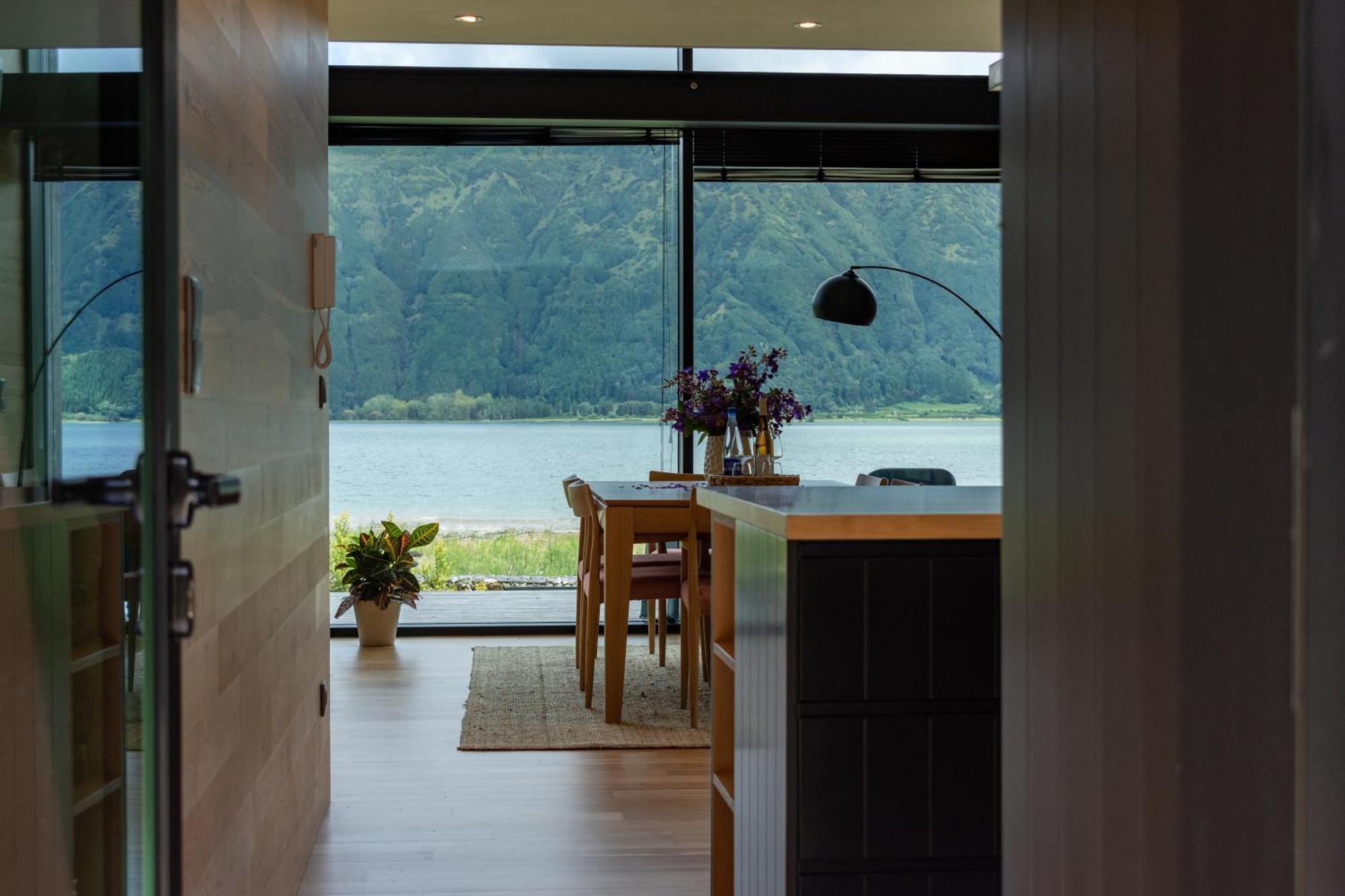 Sete Cidades Lake Cabin - Casa Da Lagoa 蓬塔德尔加达 外观 照片